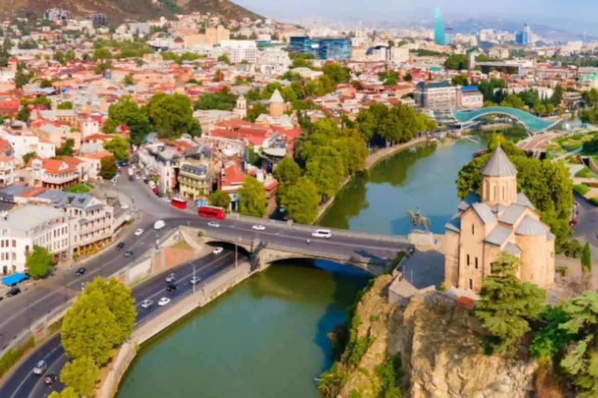 Gürcistan Rehberi: Gezilecek Yerler, Yeme & İçme ve Turlar