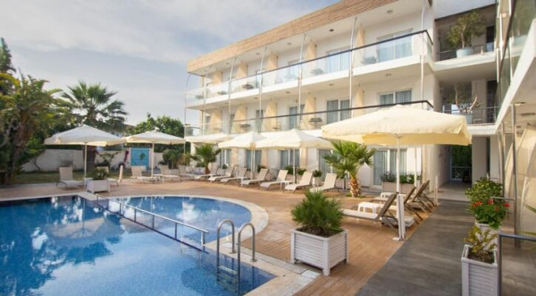 Lizbonia Otel Çeşme